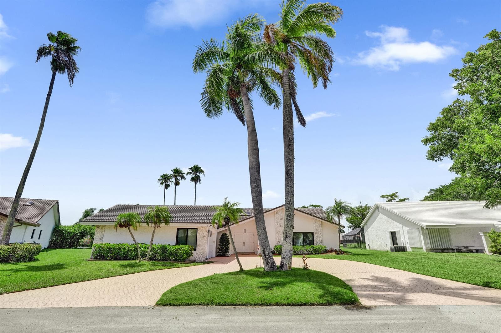 7301 NW 83rd Way, Tamarac, FL 33321 photo 5