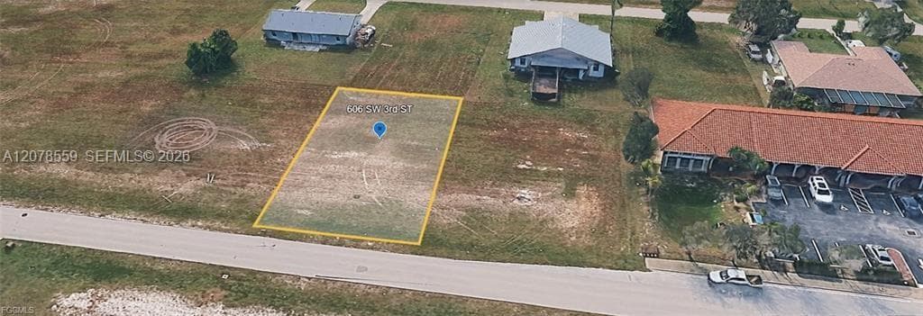 606 SW 3rd St, Cape Coral, FL 33991 photo 2