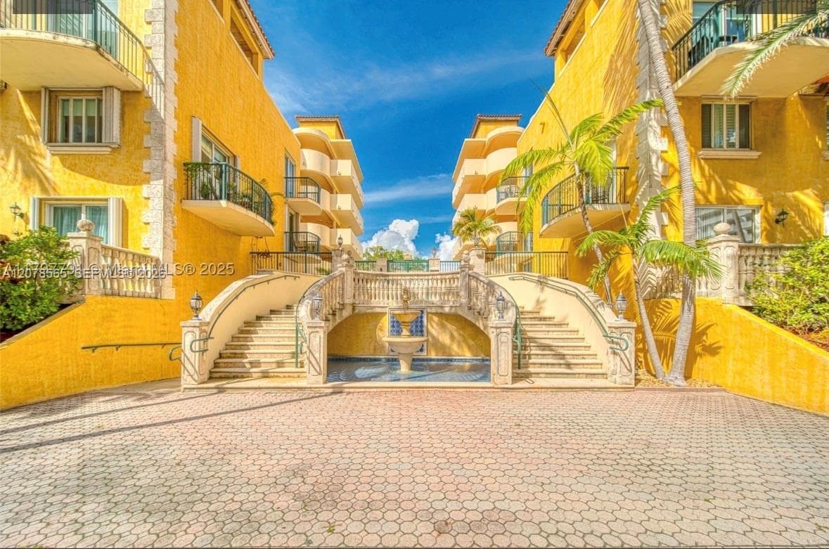 8888 Collins Ave # 206, Surfside, FL 33154
