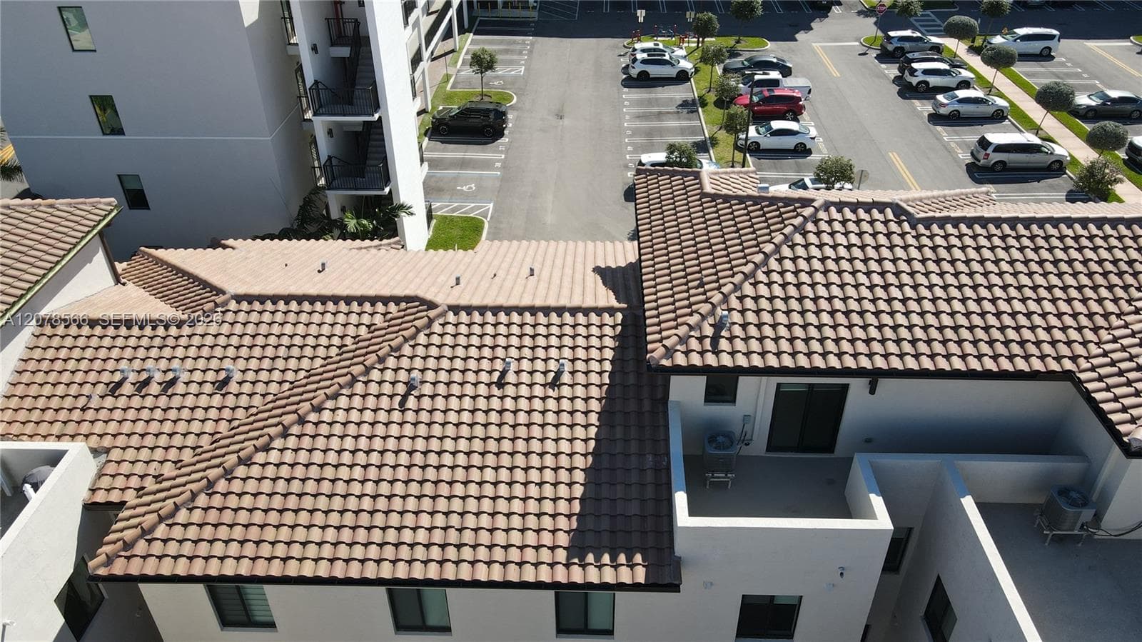 4242 NW 82nd Ave, Doral, FL 33166 photo 4