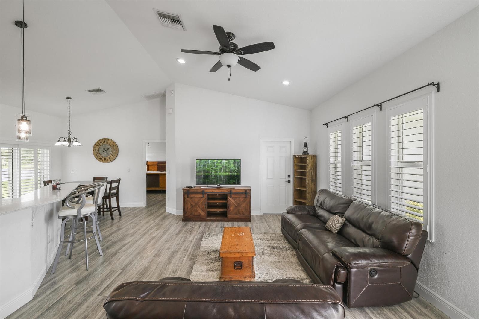 844 LAKE BETTY Drive, Lake Placid, FL 33852 photo 5