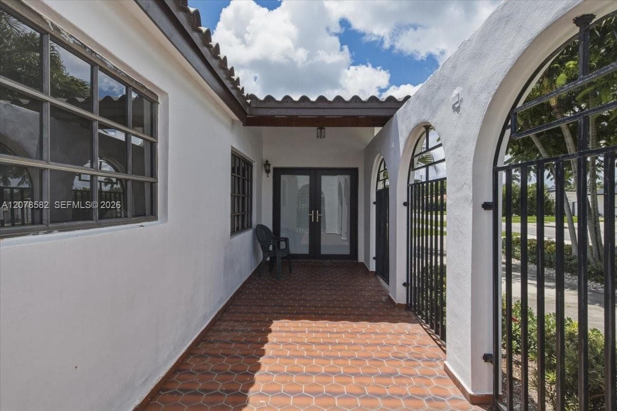 3625 SW 122nd Pl, Miami, FL 33175 photo 4