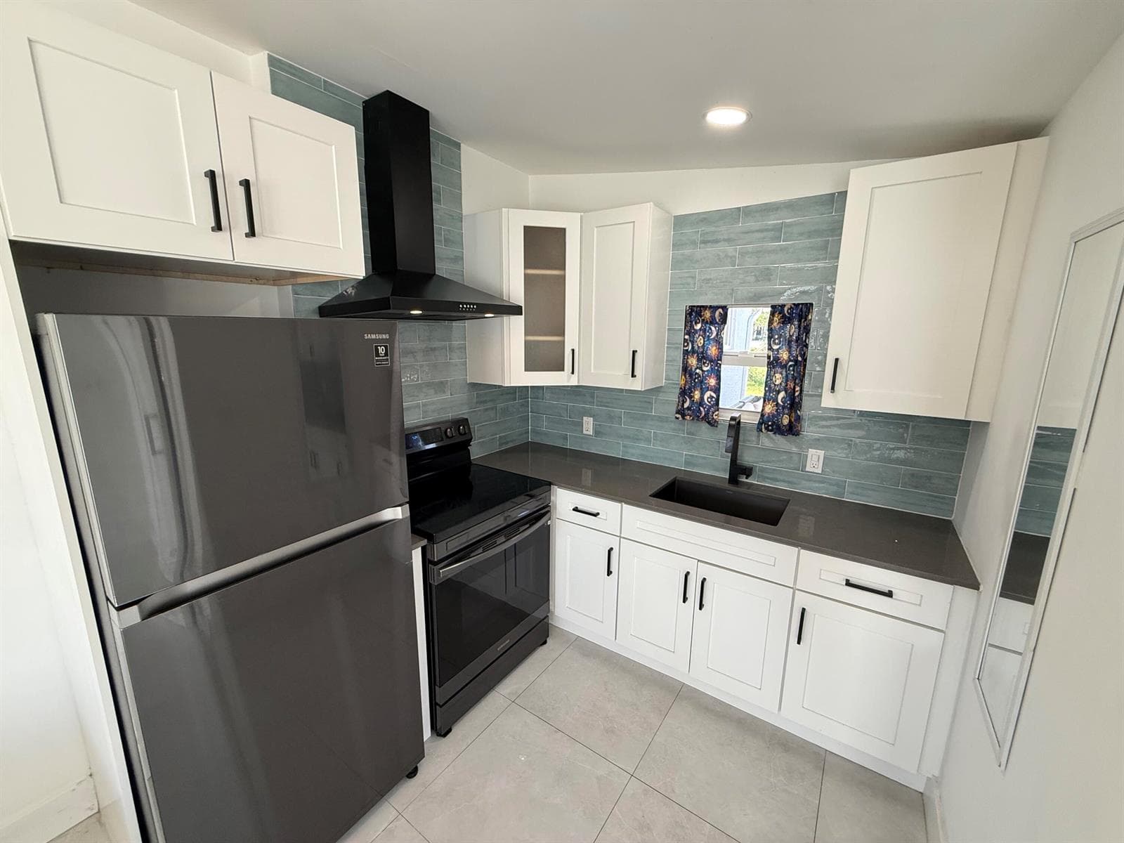 5814 SE ORANGE BLOSSOM Trail S # B, Hobe Sound, FL 33455 photo 5