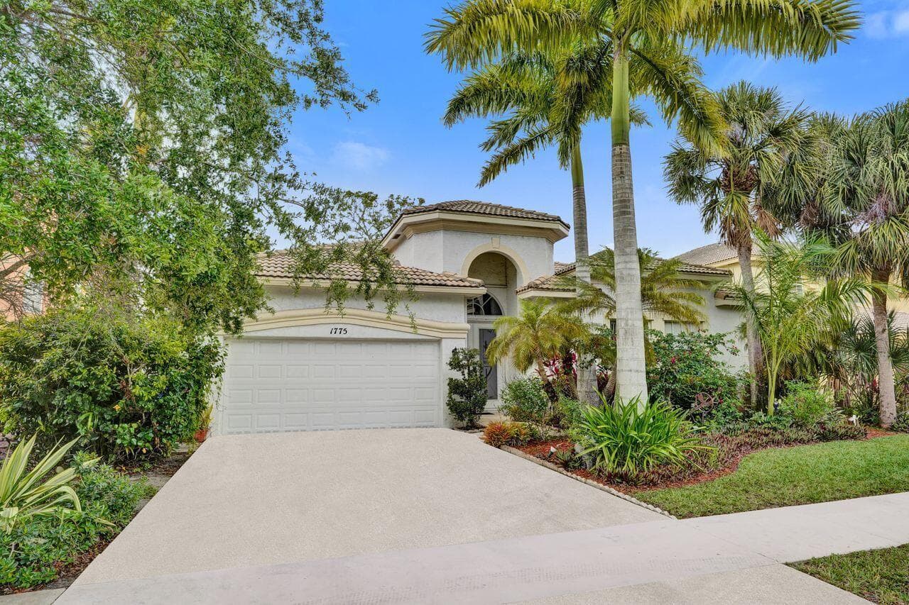 1775 ANNANDALE Circle, Royal Palm Beach, FL 33411