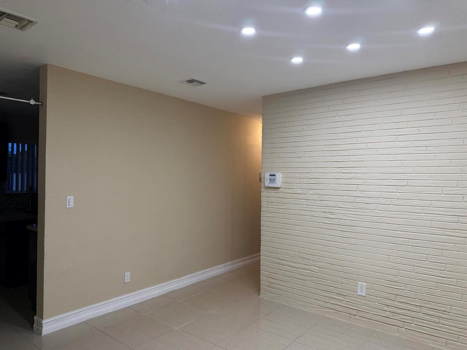 4011 SW 28TH Street, West Park, FL 33023 photo 2