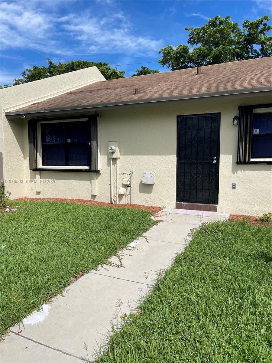 1441 Woodpecker St # 1441, Homestead, FL 33035