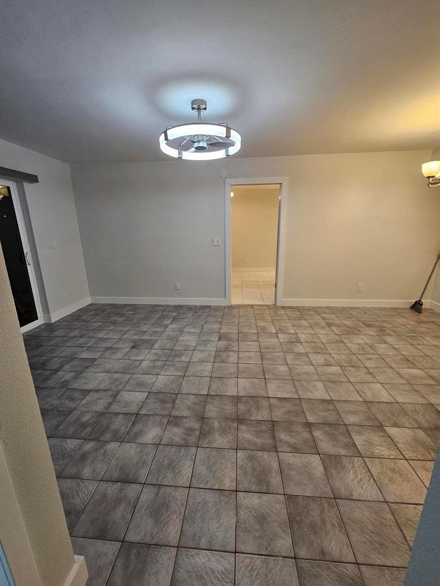 10035 WINDING LAKE Road # 102, Sunrise, FL 33351 photo 2