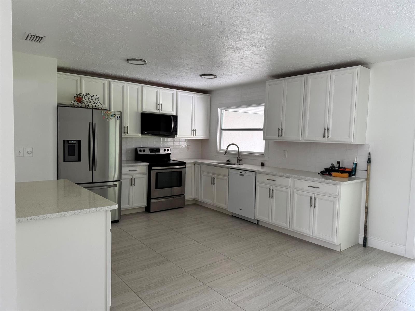 1691 SE Goucho Avenue, Port St. Lucie, FL 34952 photo 4