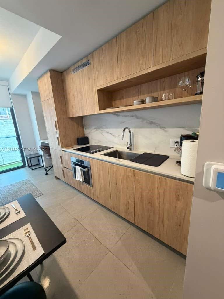 11 NE 6th ST # 1002, Miami, FL 33132 photo 5