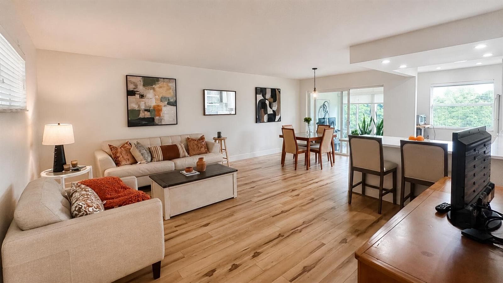21 COLONIAL CLUB Drive # 303, Boynton Beach, FL 33435 photo 4