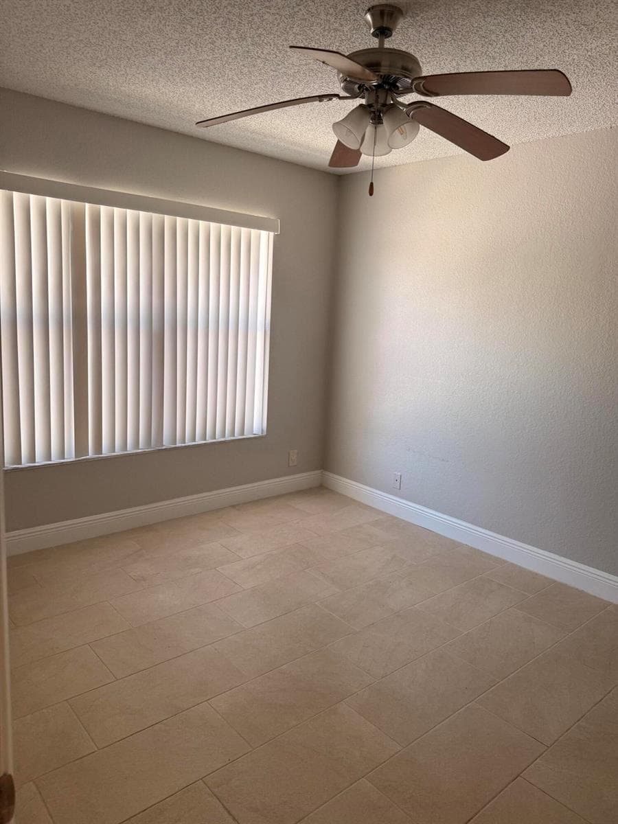 1440 LAKE CRYSTAL Drive # H, West Palm Beach, FL 33411 photo 4