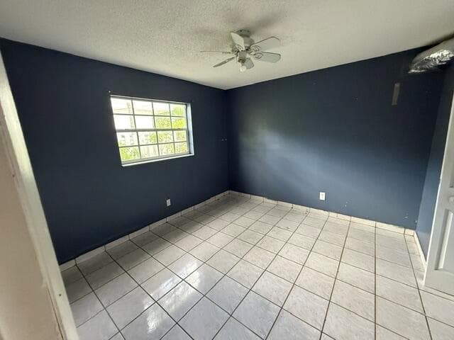 5620 SW 37TH Street, West Park, FL 33023 photo 5