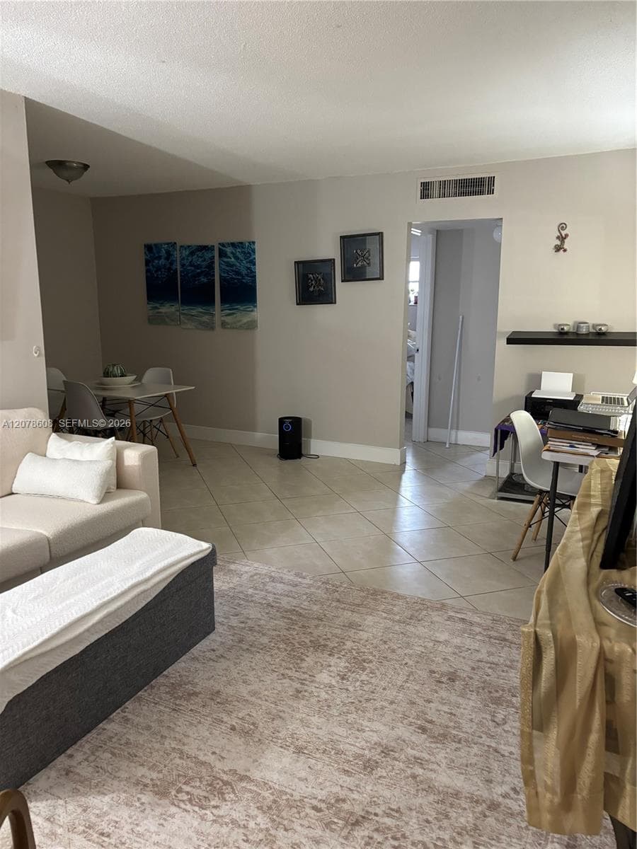 1100 NE 1st Ct # 102, Hallandale Beach, FL 33009 photo 3