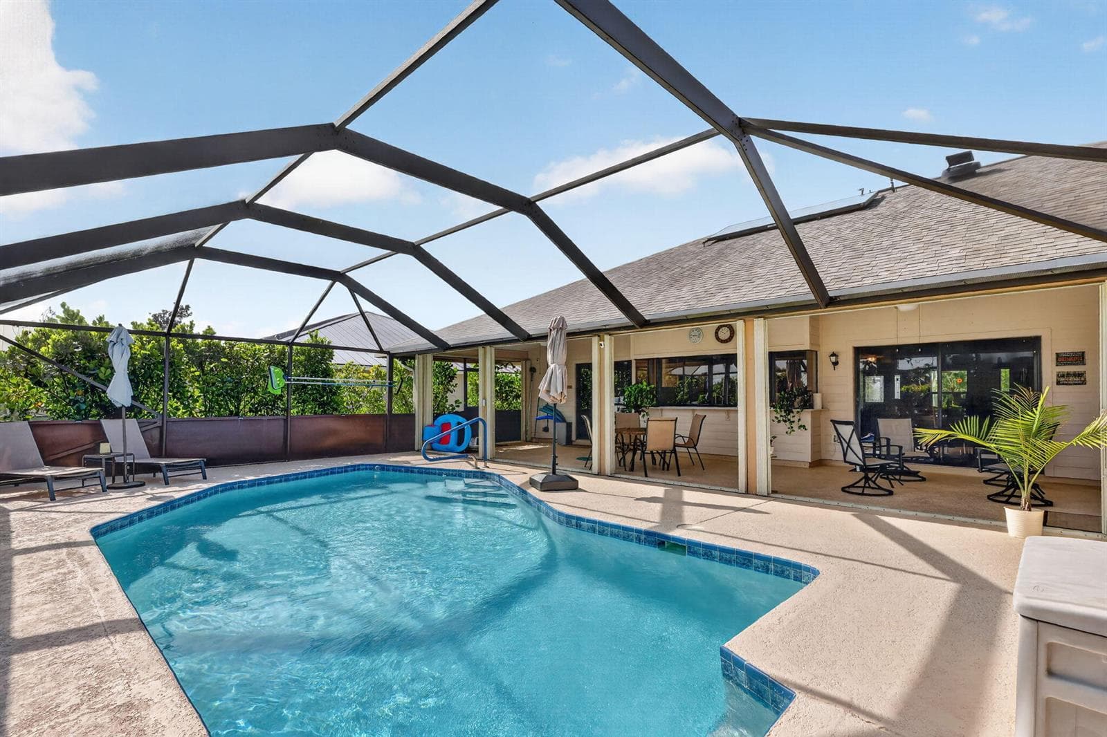 1549 SW Aledo Lane, Port St. Lucie, FL 34953 photo 2