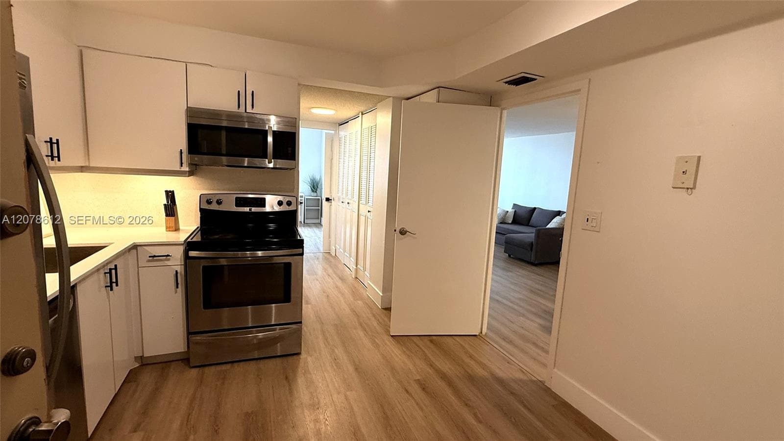 251 174th St # 608, Sunny Isles Beach, FL 33160 photo 2