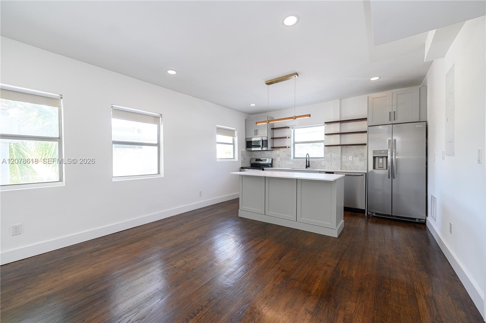 557 Meridian Ave # B, Miami Beach, FL 33139 photo 2