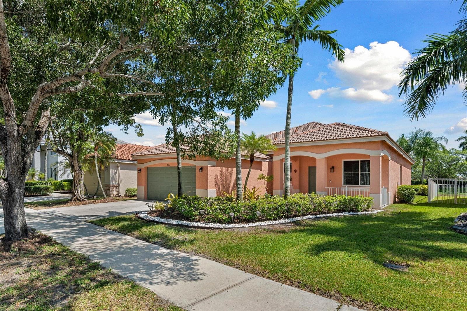 886 Sunflower Circle, Weston, FL 33327 photo 3