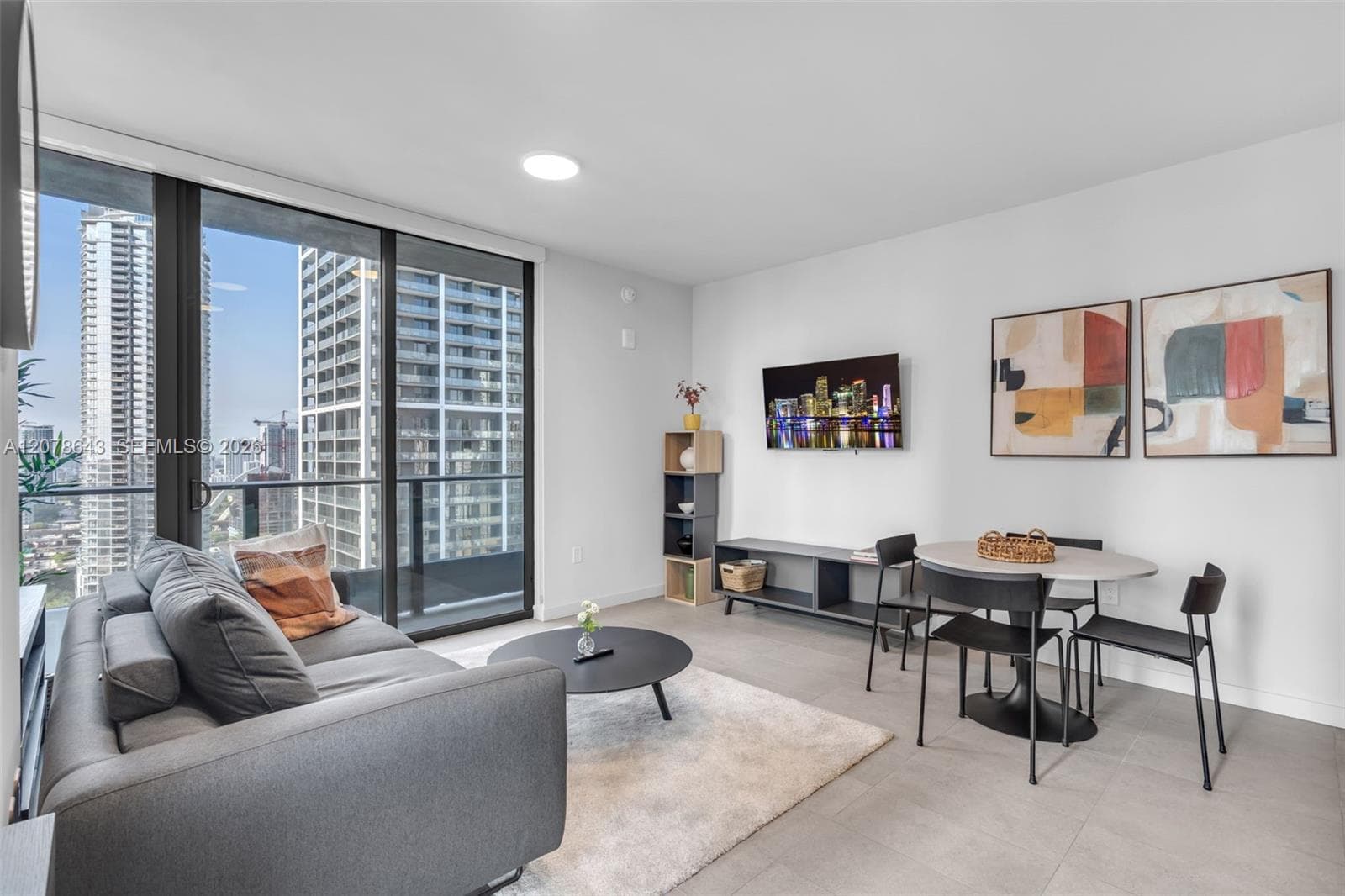 121 NE 5th St # 2708, Miami, FL 33132 photo 5