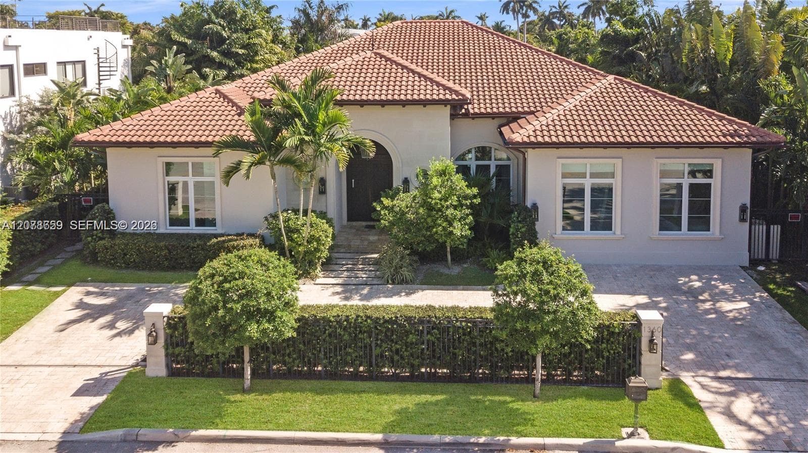 1360 98th St, Bay Harbor Islands, FL 33154 photo 2