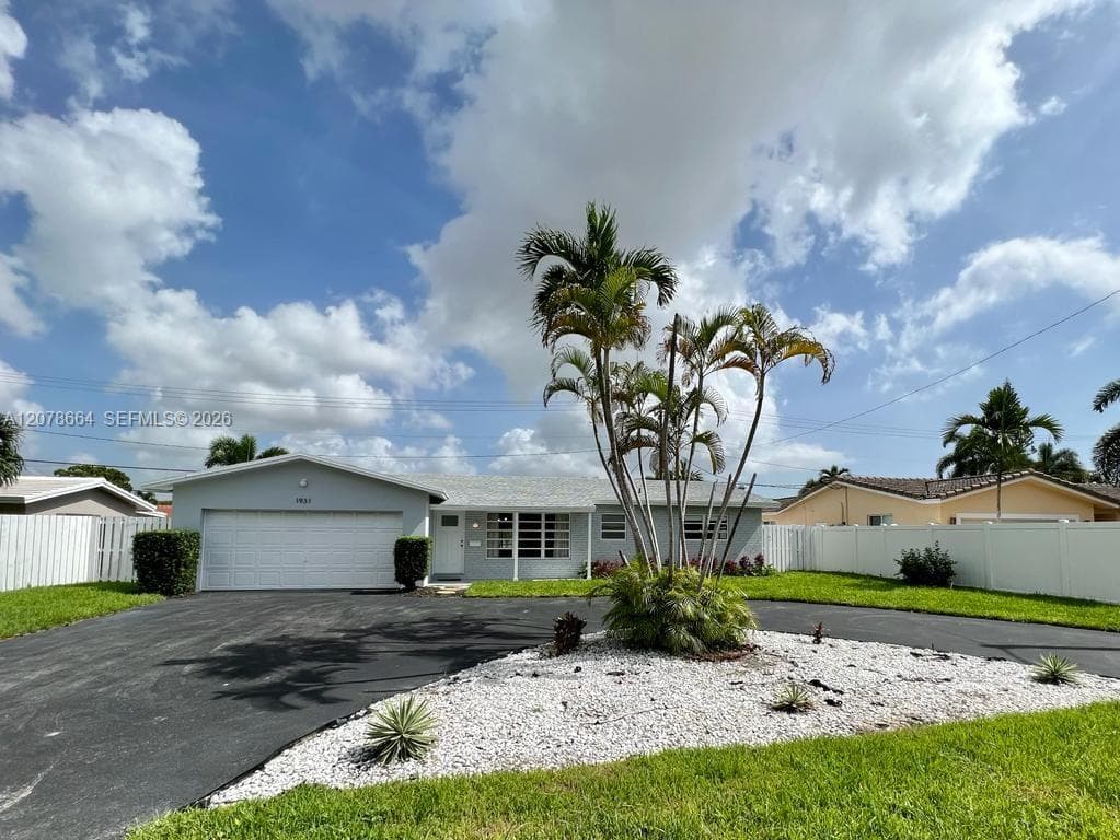 1931 NE 55th Ct, Fort Lauderdale, FL 33308 photo 3