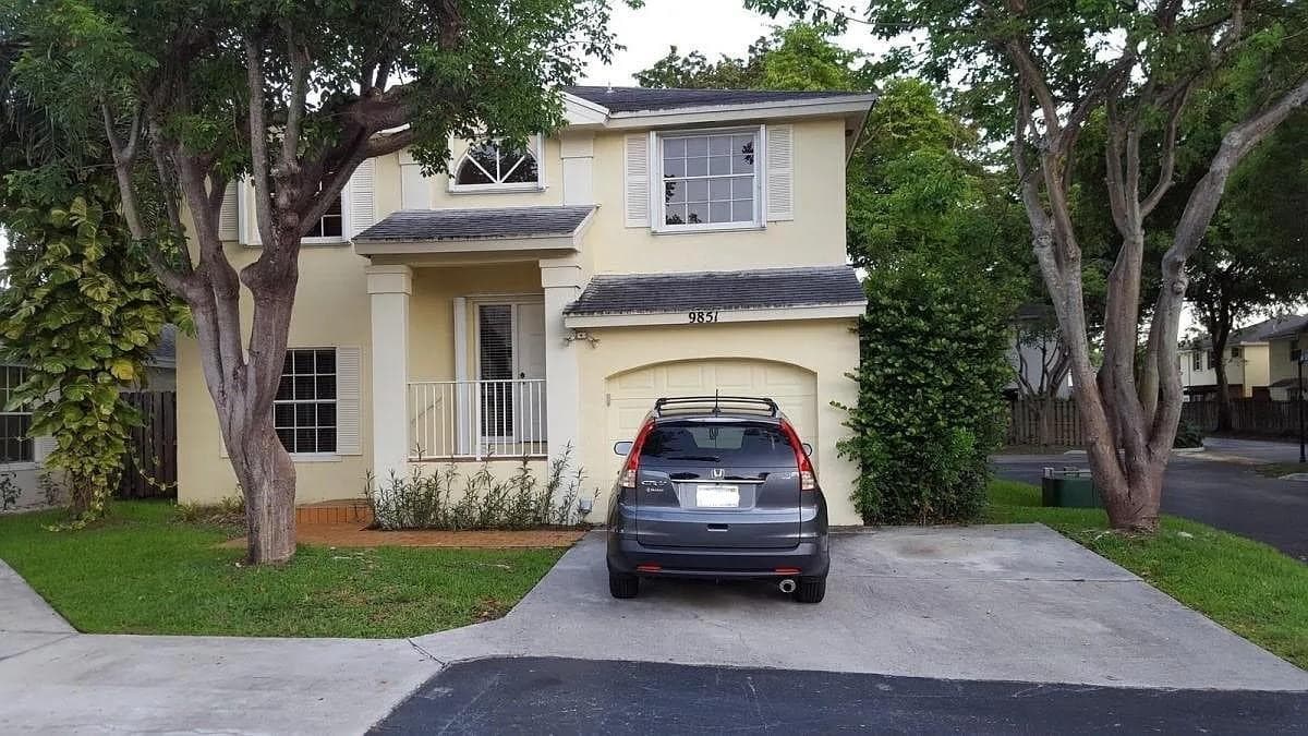 9851 SW 117th Court, Miami, FL 33186