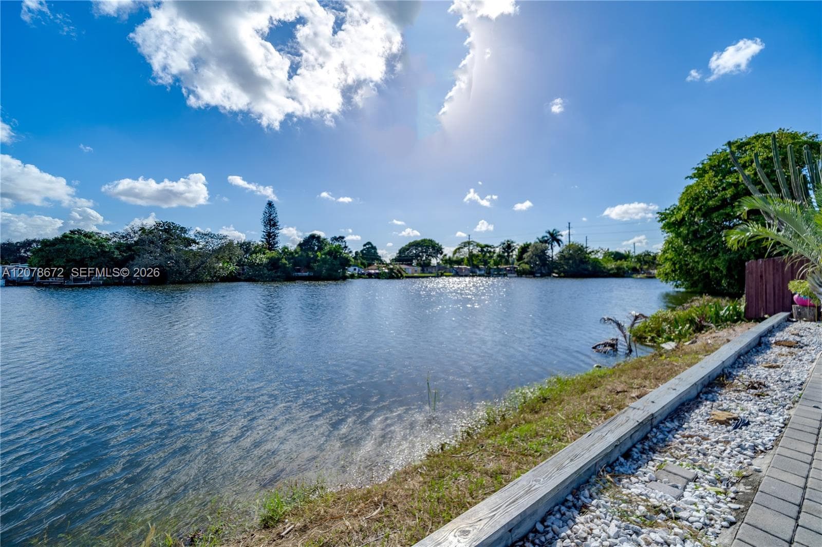 5900 N FARRAGUT DR # 0, Hollywood, FL 33021 photo 2