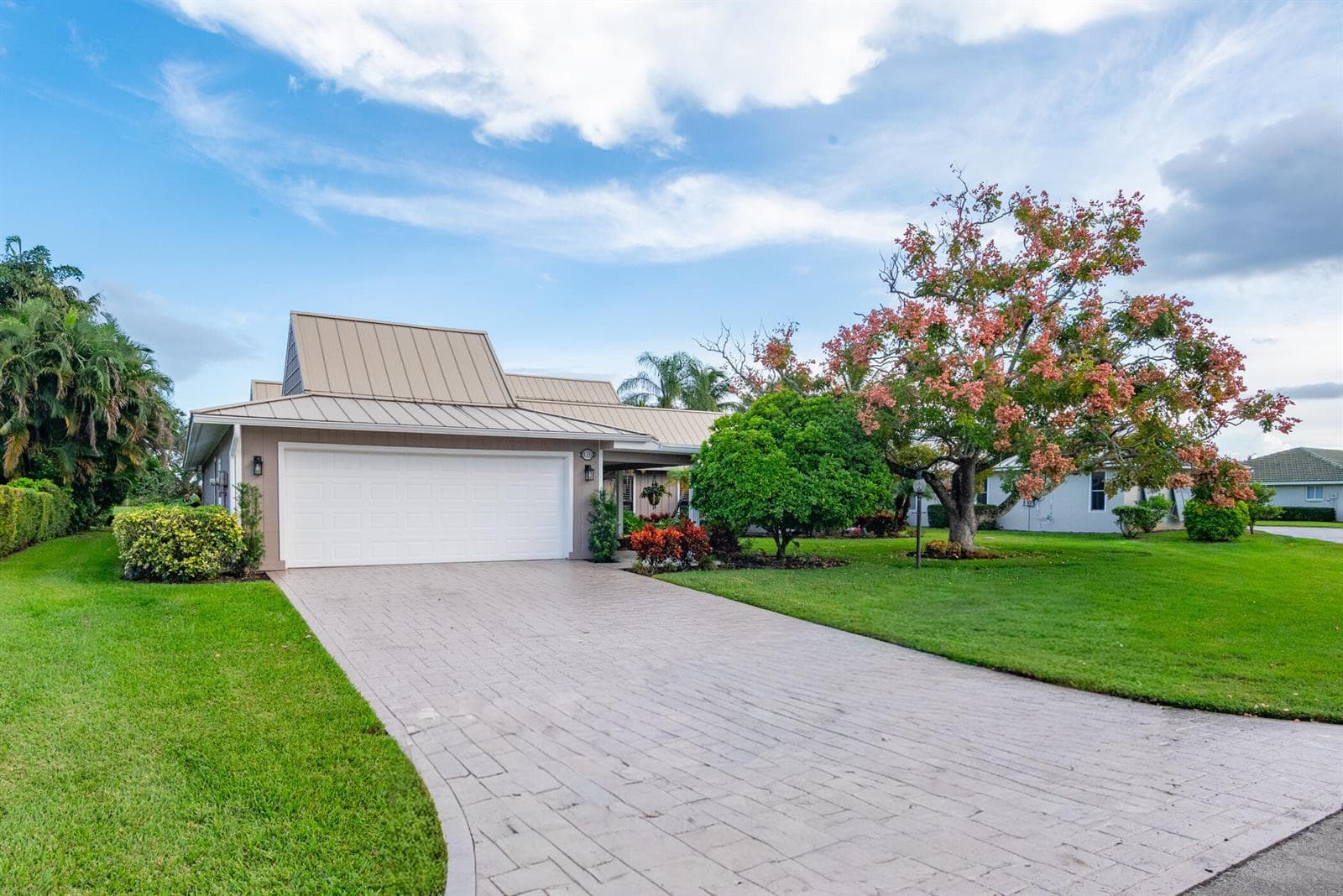 3333 SE Fairway E, Stuart, FL 34997 photo 2