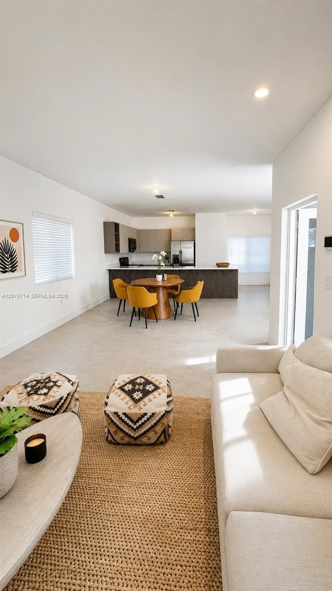2788 NW 9th Pl, Fort Lauderdale, FL 33311 photo 2