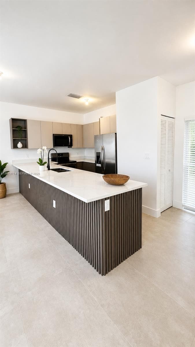 2788 NW 9th Pl, Fort Lauderdale, FL 33311 photo 3