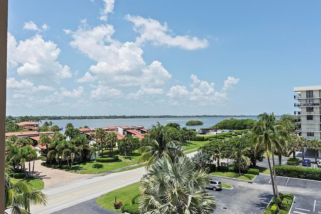 3475 S Ocean Boulevard # 4010, Palm Beach, FL 33480 photo 4