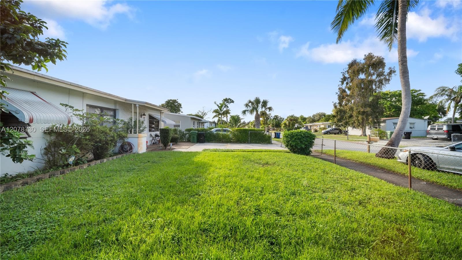 1038 NW 11th Ct, Fort Lauderdale, FL 33311 photo 3