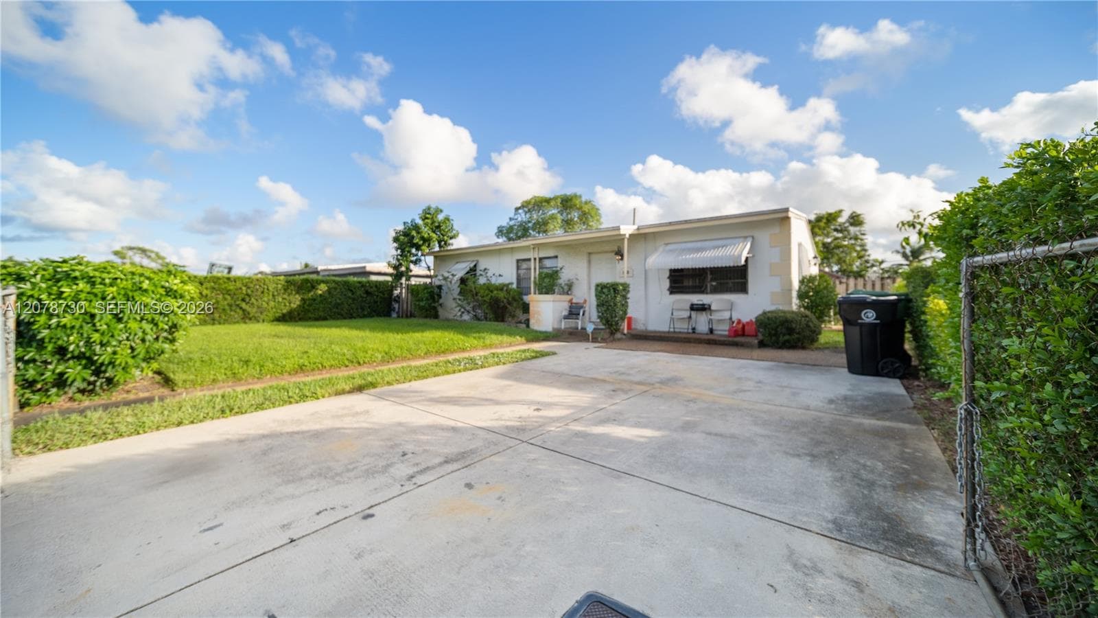 1038 NW 11th Ct, Fort Lauderdale, FL 33311 photo 4