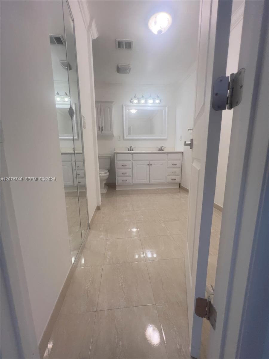 3302 Farragut St # 5f, Hollywood, FL 33021 photo 5