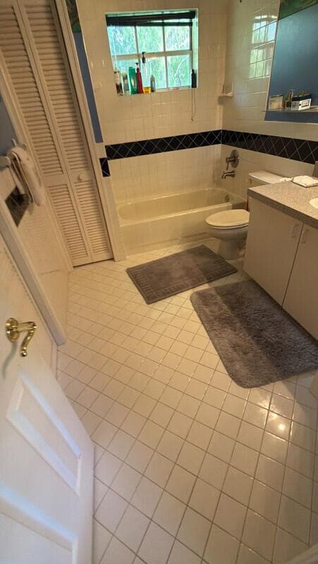 827 Squire Drive, Wellington, FL 33414 photo 2