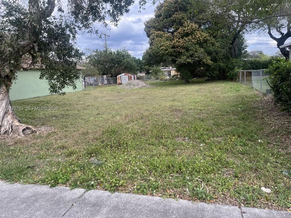 636 NW 12th Ave, Fort Lauderdale, FL 33311