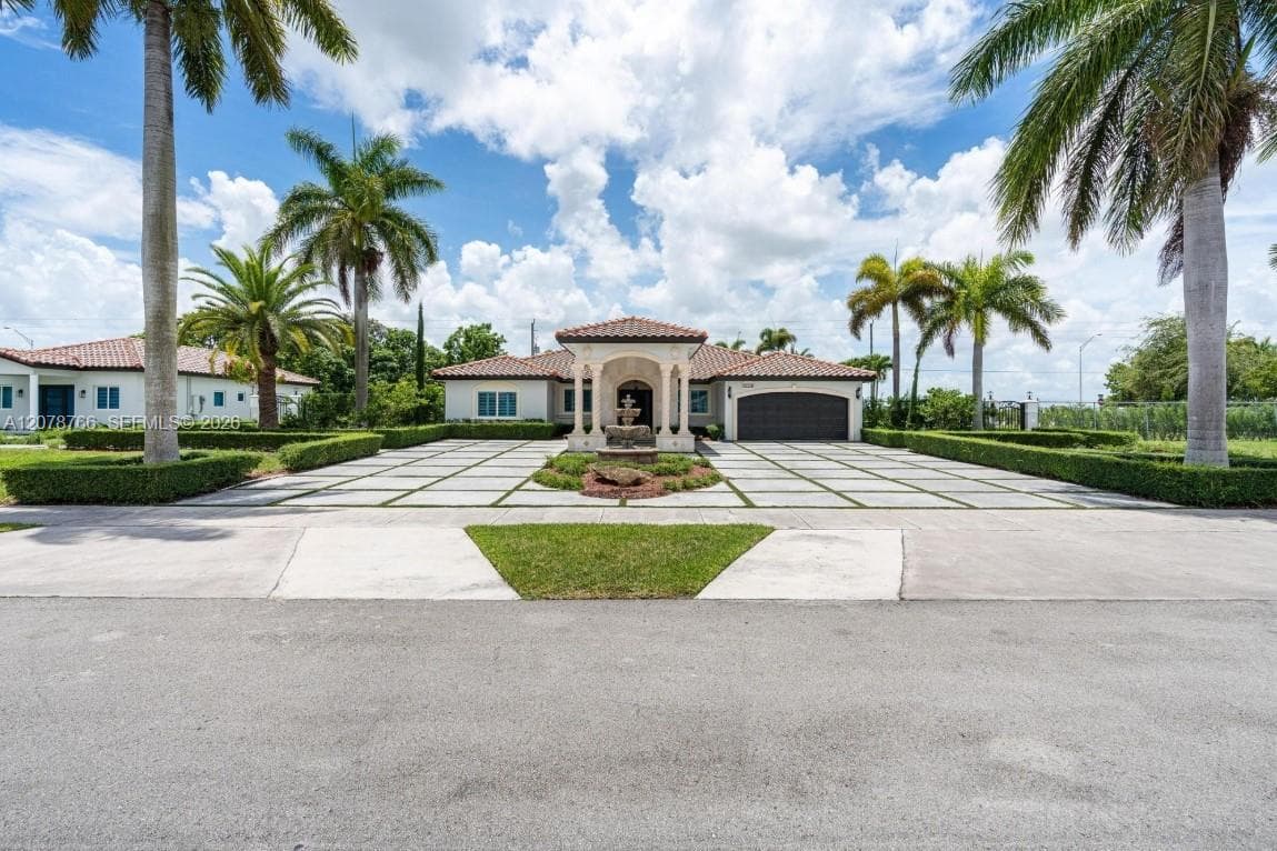 17122 SW 156th Ct, Miami, FL 33187 photo 3