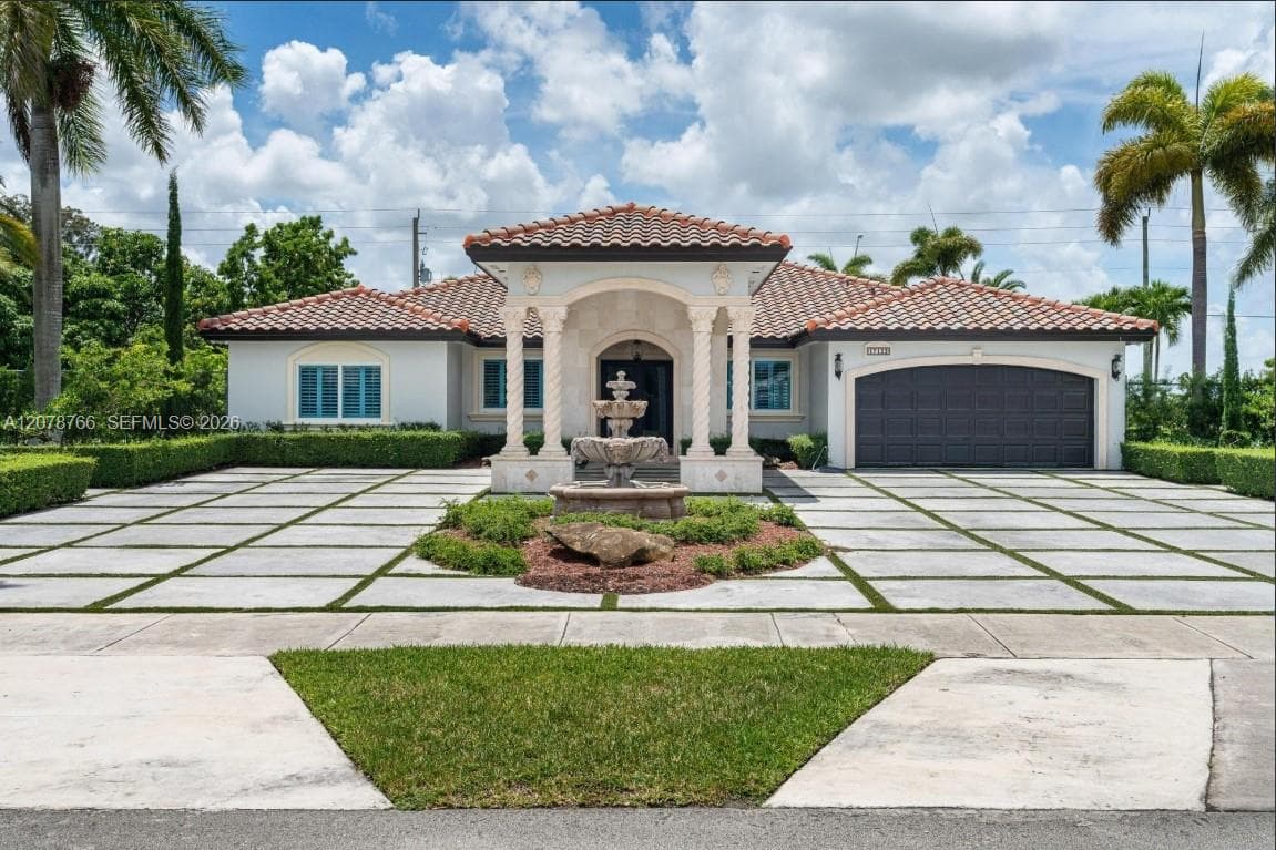 17122 SW 156th Ct, Miami, FL 33187 photo 4