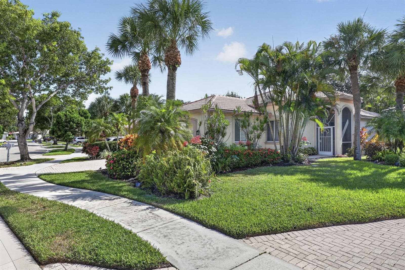 9106 BAY POINT Circle, West Palm Beach, FL 33411 photo 3