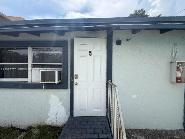7638 N Miami Ave # 5, Miami, FL 33150
