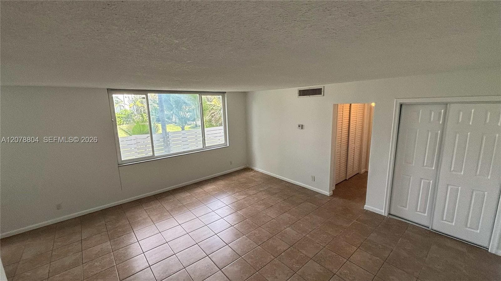 3257 NE 13th St # 101, Pompano Beach, FL 33062