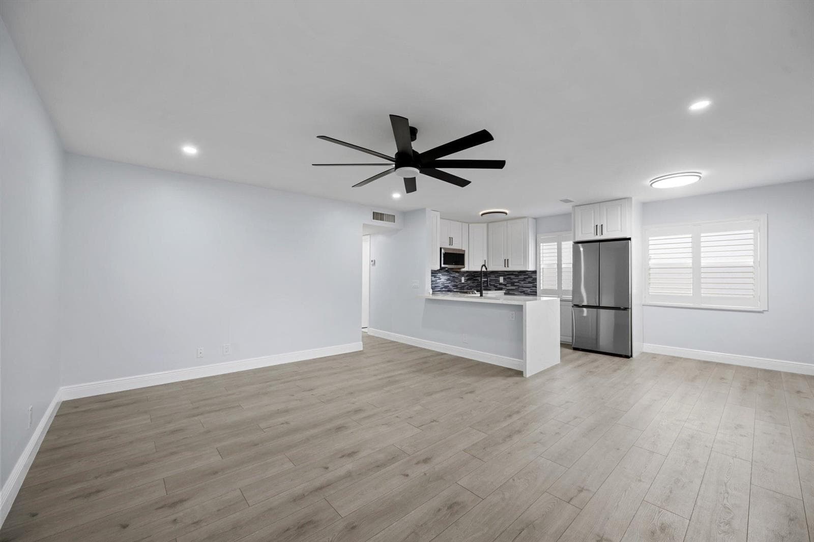 29 Burgundy Drive # A, Delray Beach, FL 33484 photo 5