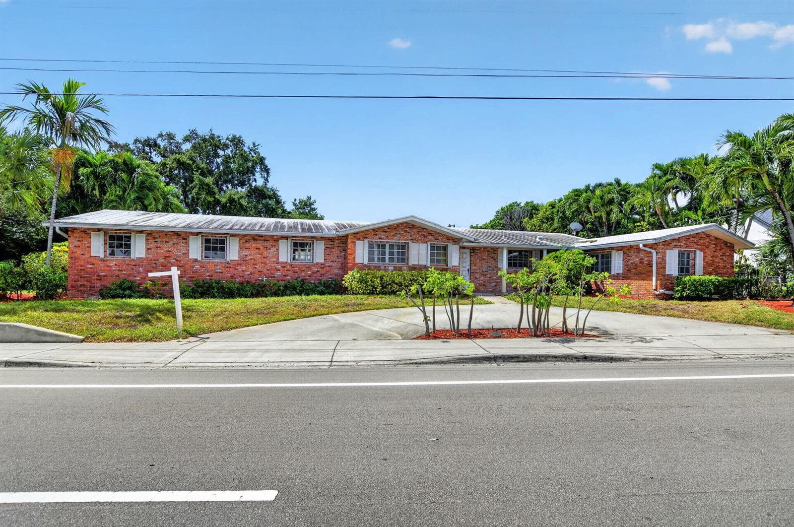 410 NW SPANISH RIVER Boulevard, Boca Raton, FL 33431 photo 2