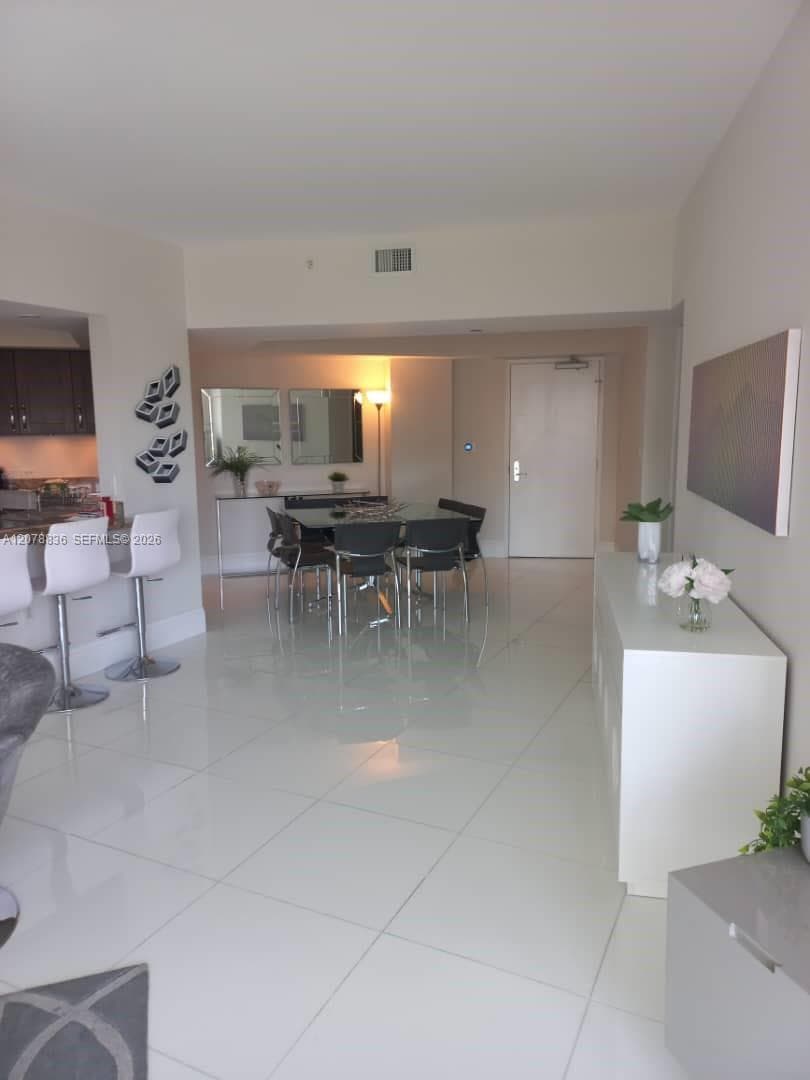 20000 E Country Club Dr # 1212, Aventura, FL 33180 photo 4