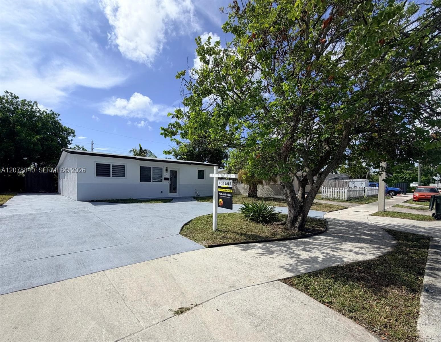 4130 NW 11th Ave, Oakland Park, FL 33309 photo 2