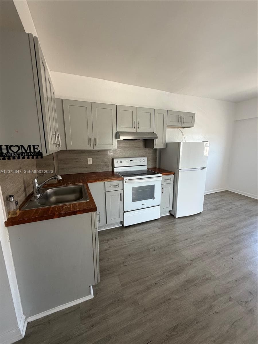 1560 SW 5th St # 5, Miami, FL 33135