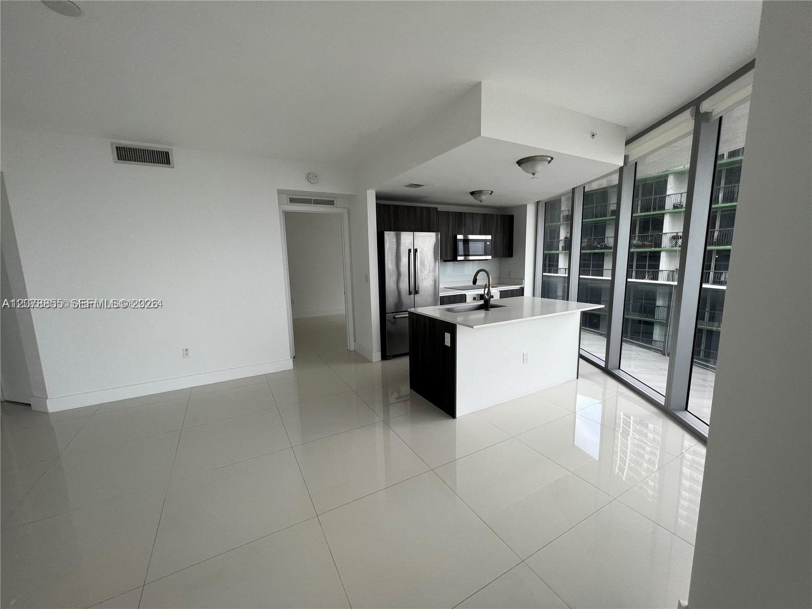 488 NE 18th St # 3100, Miami, FL 33132 photo 4