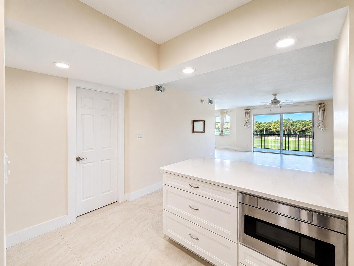 9411 N Hollybrook Lake Drive # 310, Pembroke Pines, FL 33025