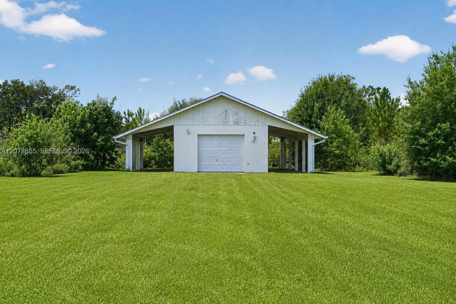 5300 Cypress Grove Circle, Other City - In The State Of Florida, FL 33982 photo 4