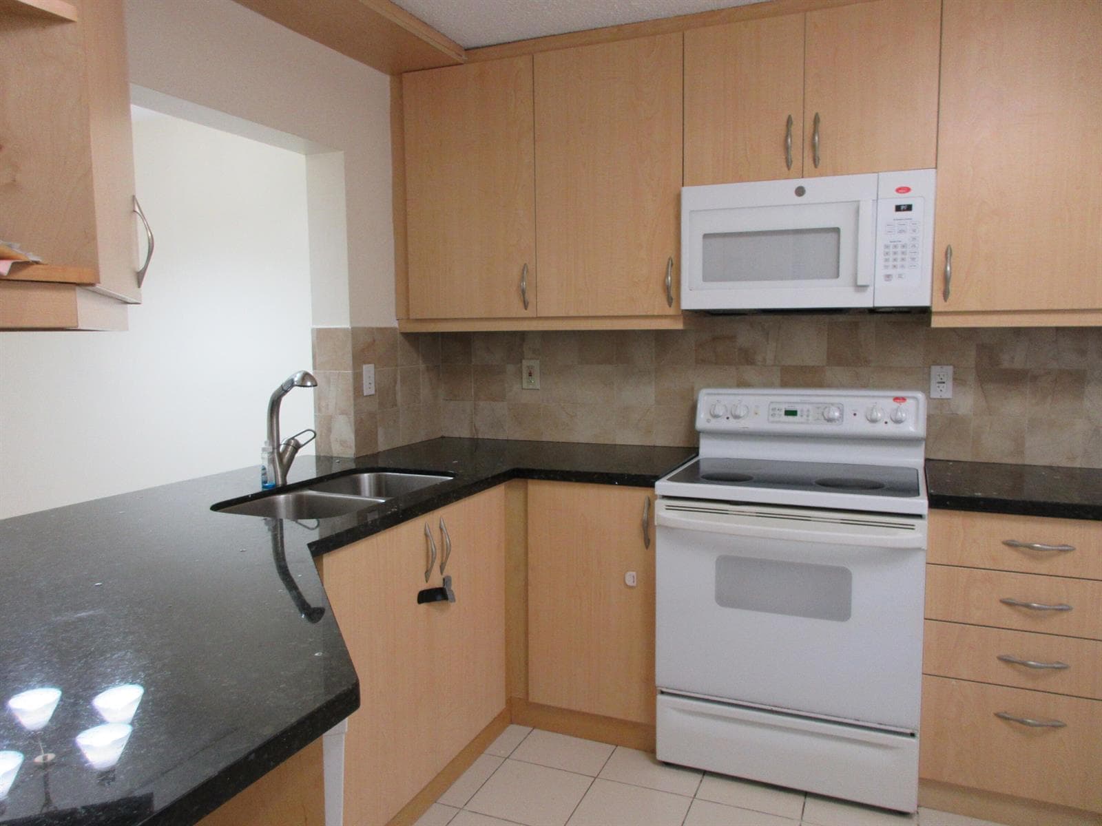 9180 NW 40th Street # 9180, Coral Springs, FL 33065 photo 4