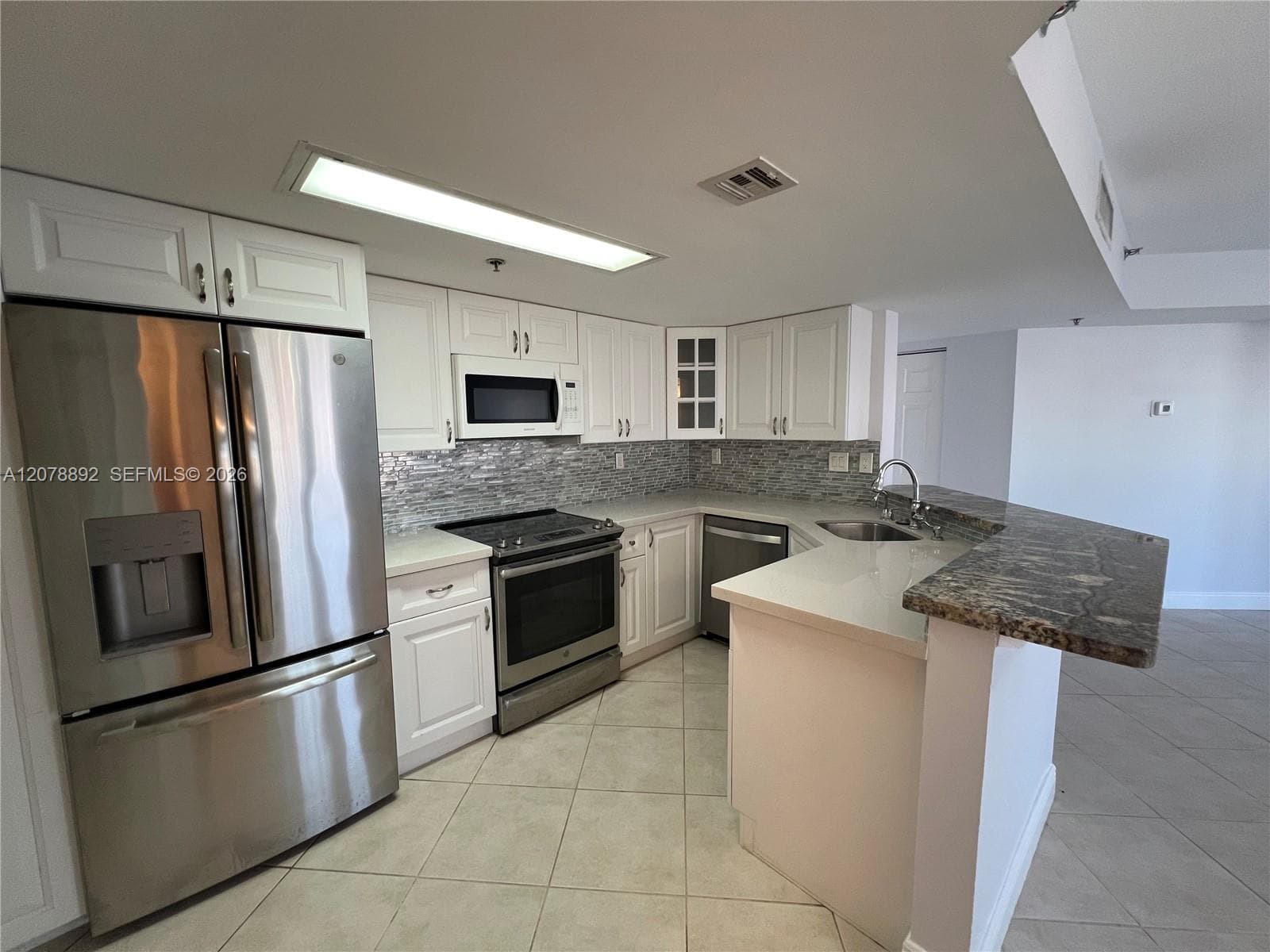 2351 Douglas Rd # 1304, Miami, FL 33145 photo 2